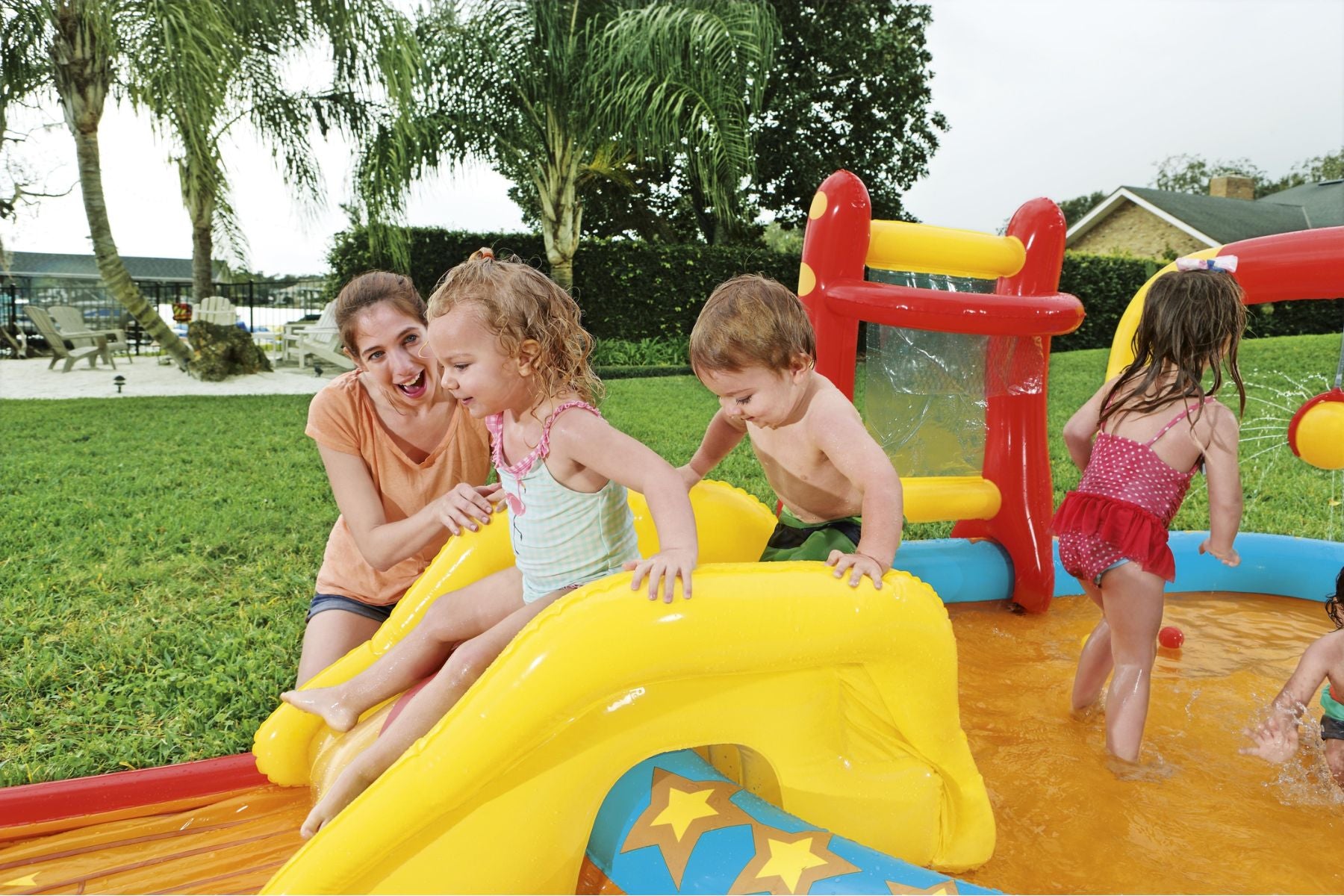 Kids Inflatable Lil' Champ Paddling Pool Water Play Centre, with Activities