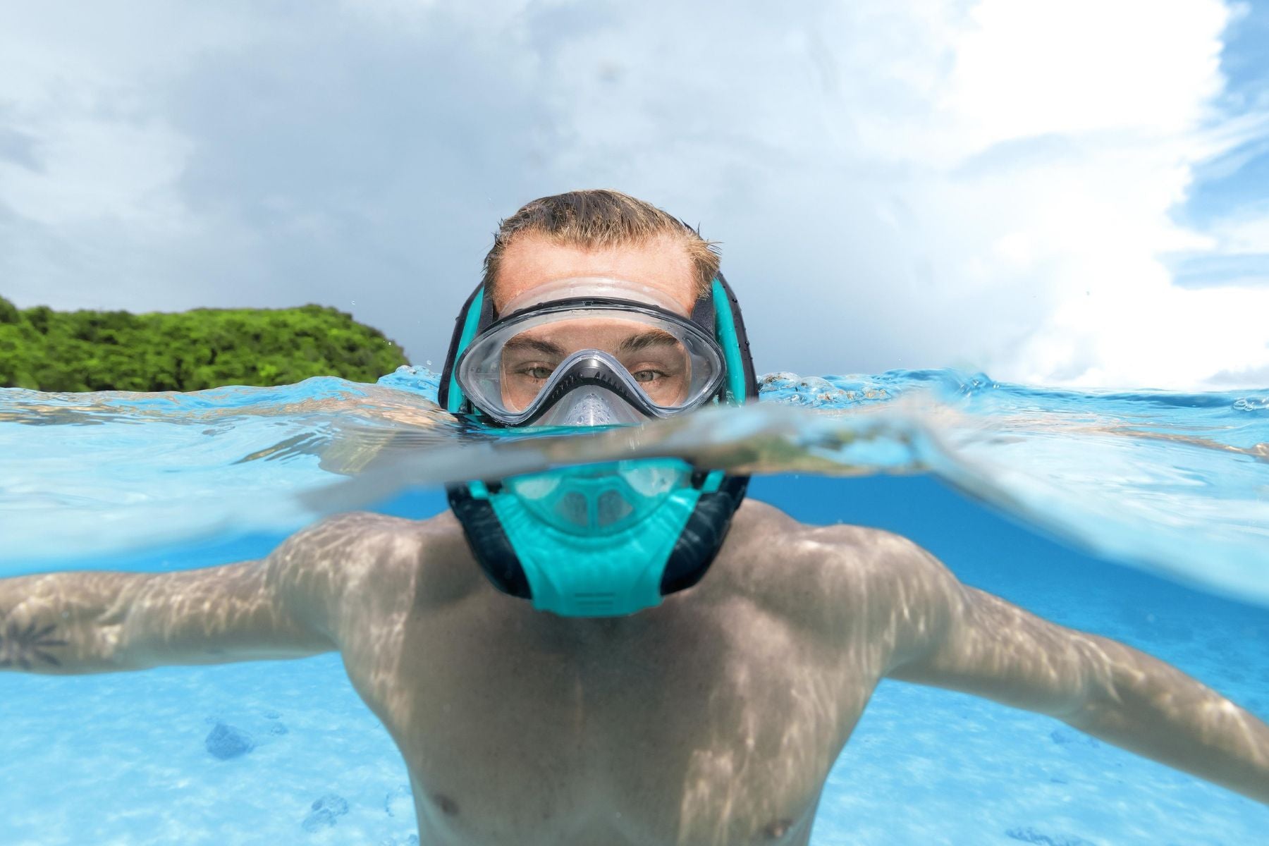 Hydro-Pro SeaClear Flowtech Snorkeling Mask, L/XL