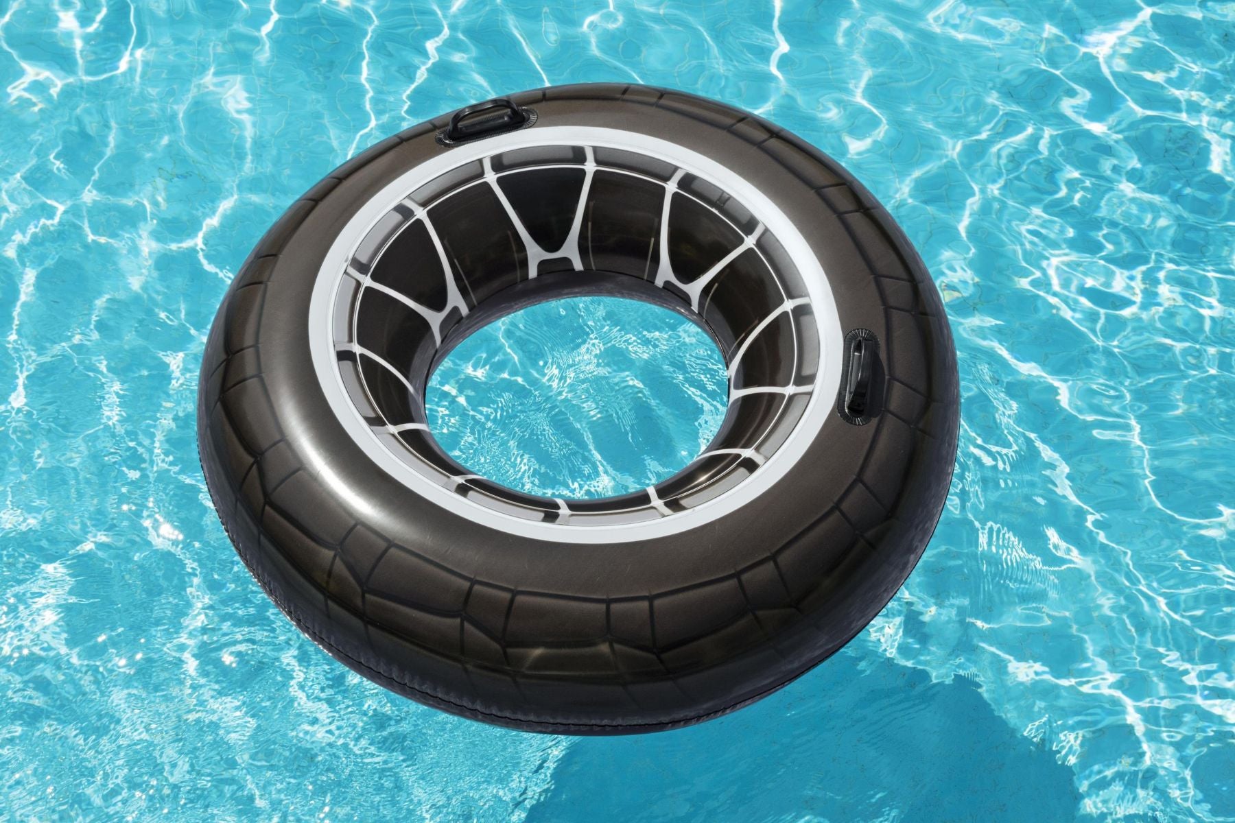 Inflatable High Velocity Tyre Swim Ring Pool Float