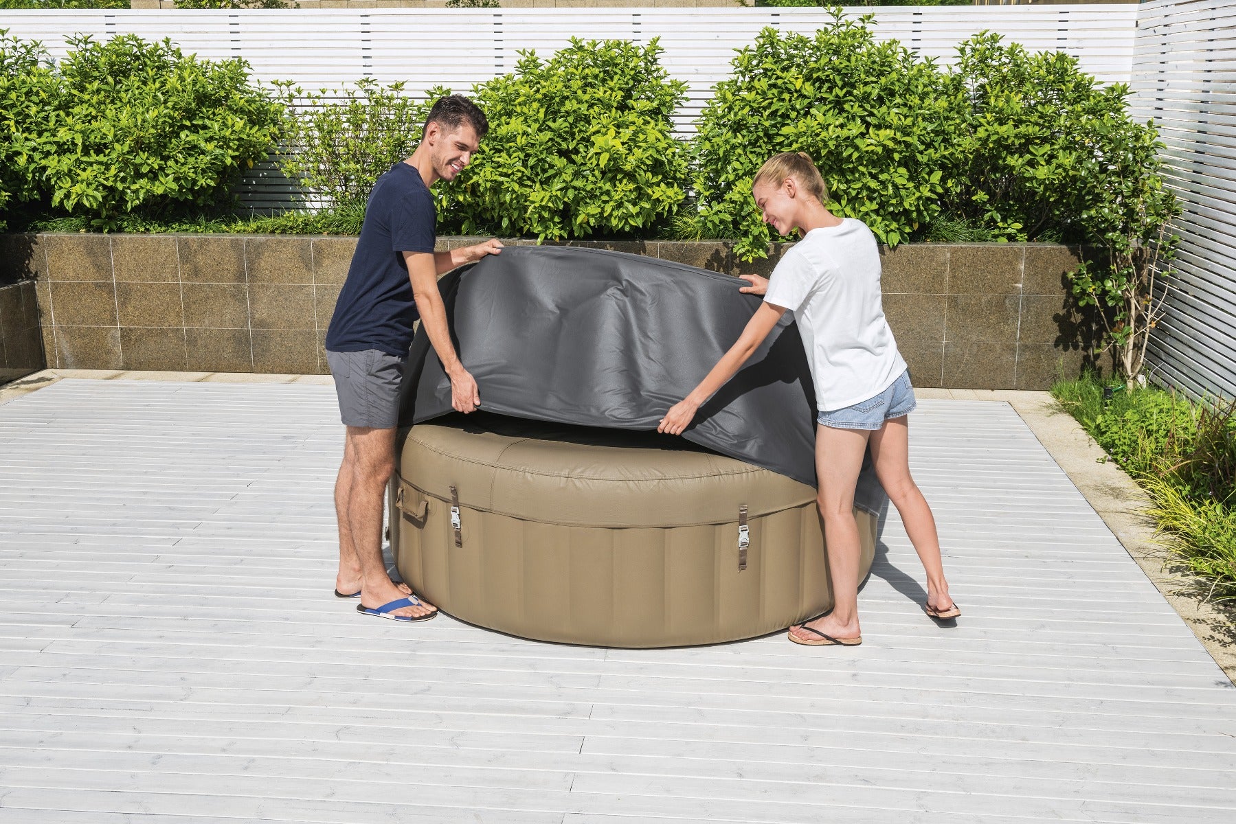 Round Thermal Hot Tub Cover - X Large 216cm x 80cm