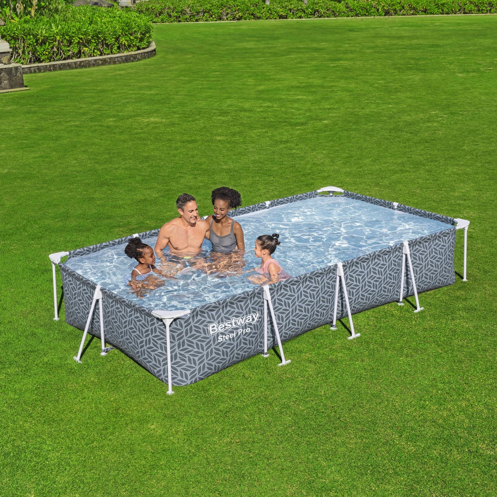 garden family pool