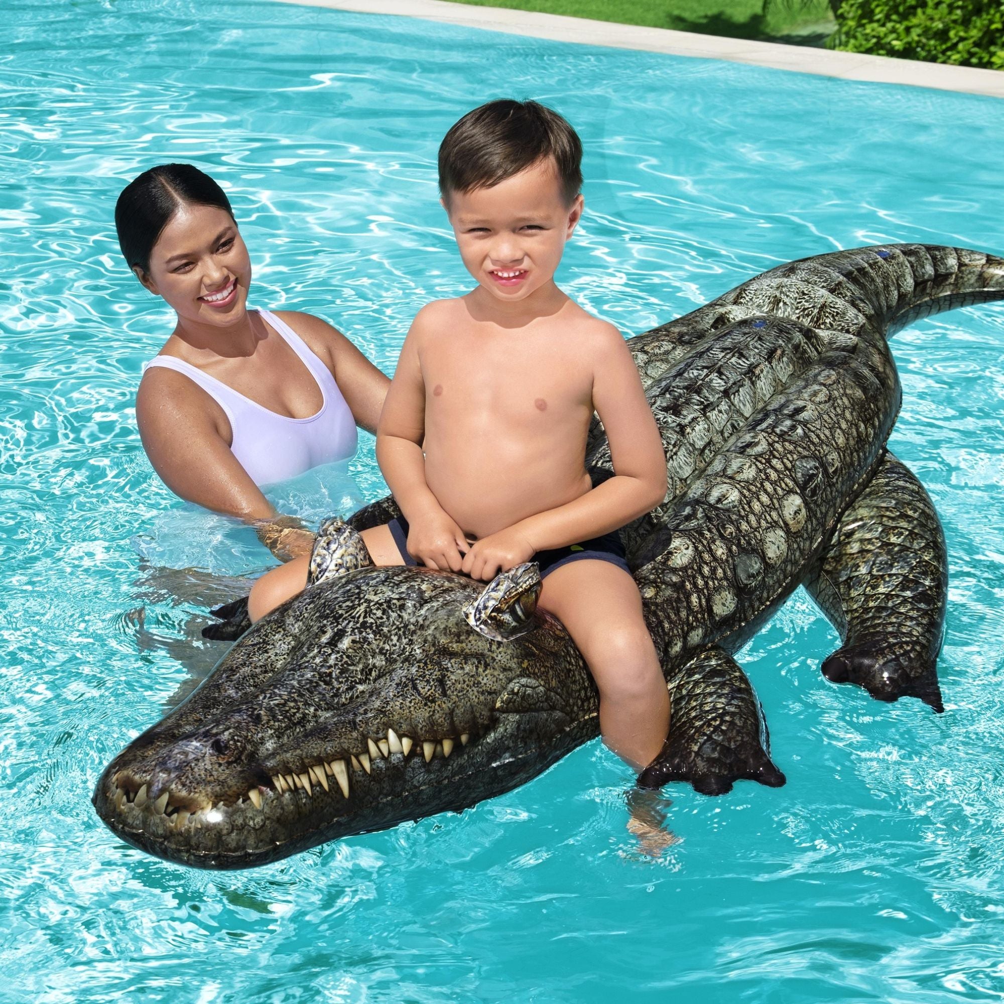 Inflatable Realistic Alligator Pool Float