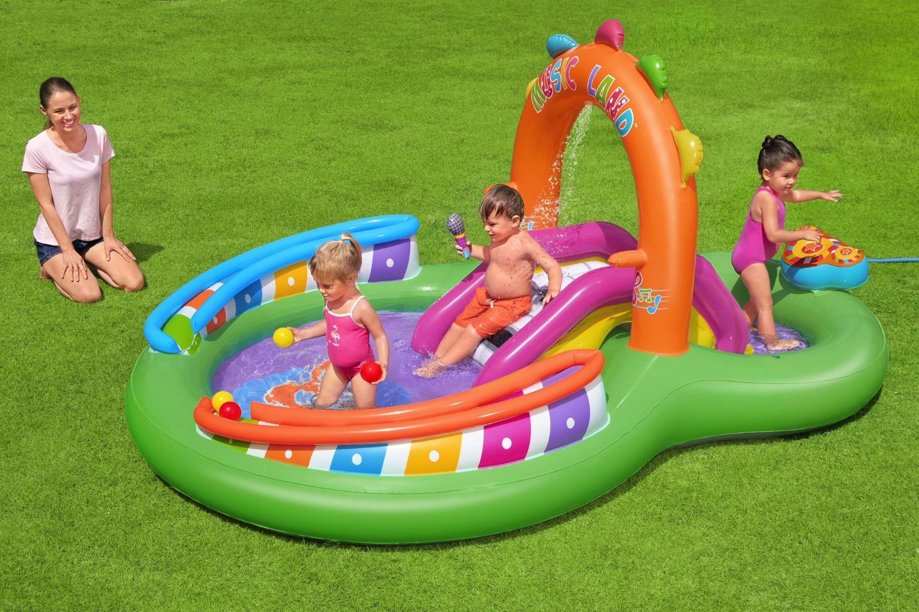 Sing 'N' Splash Paddling Pool with Play Center