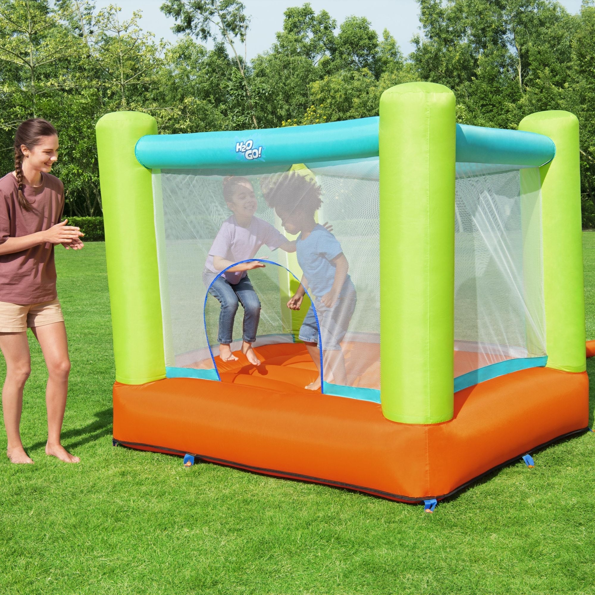 H2OGO! Kids Inflatable Jump and Soar Bouncy Castle