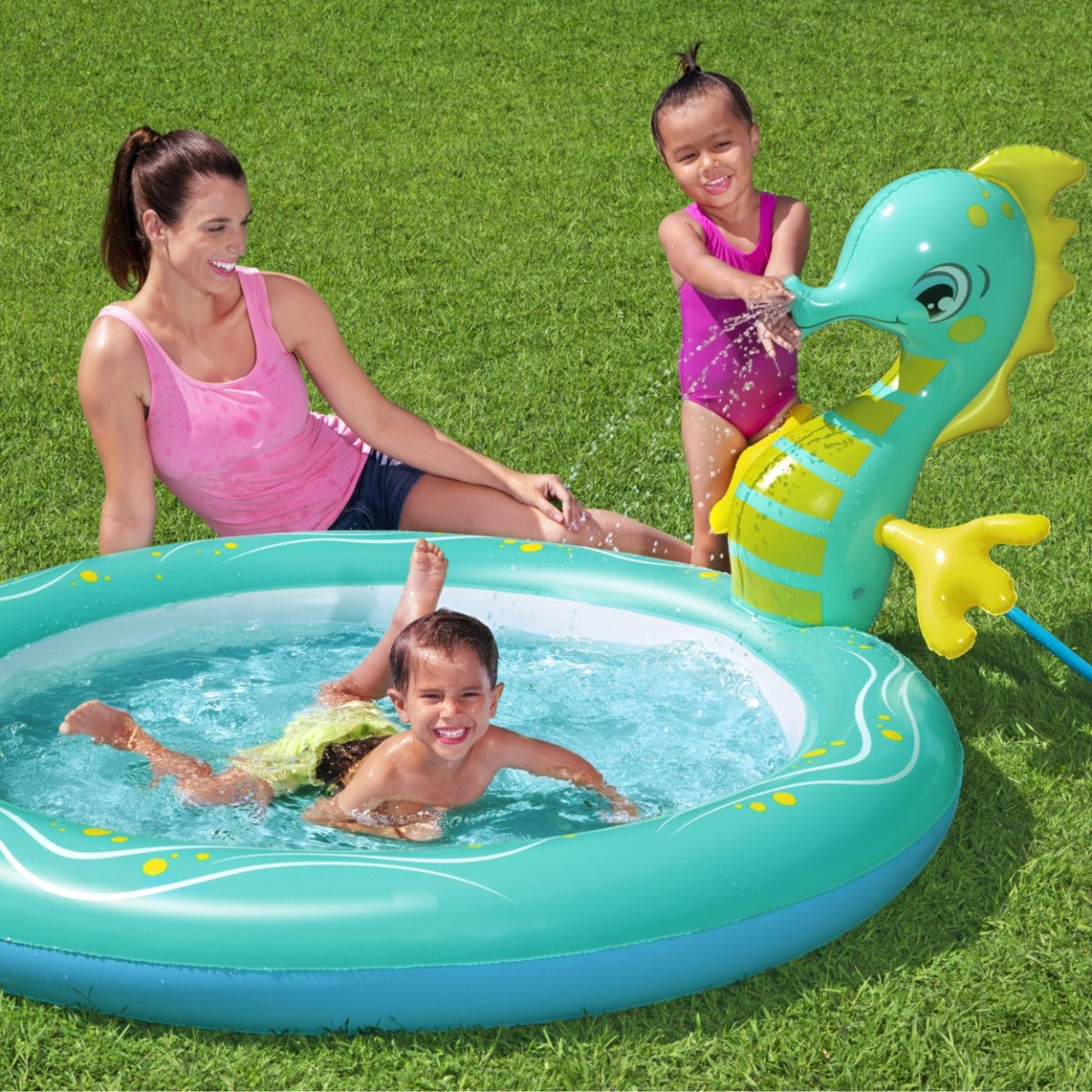 Seahorse Sprinkler Kids Inflatable Paddling Pool